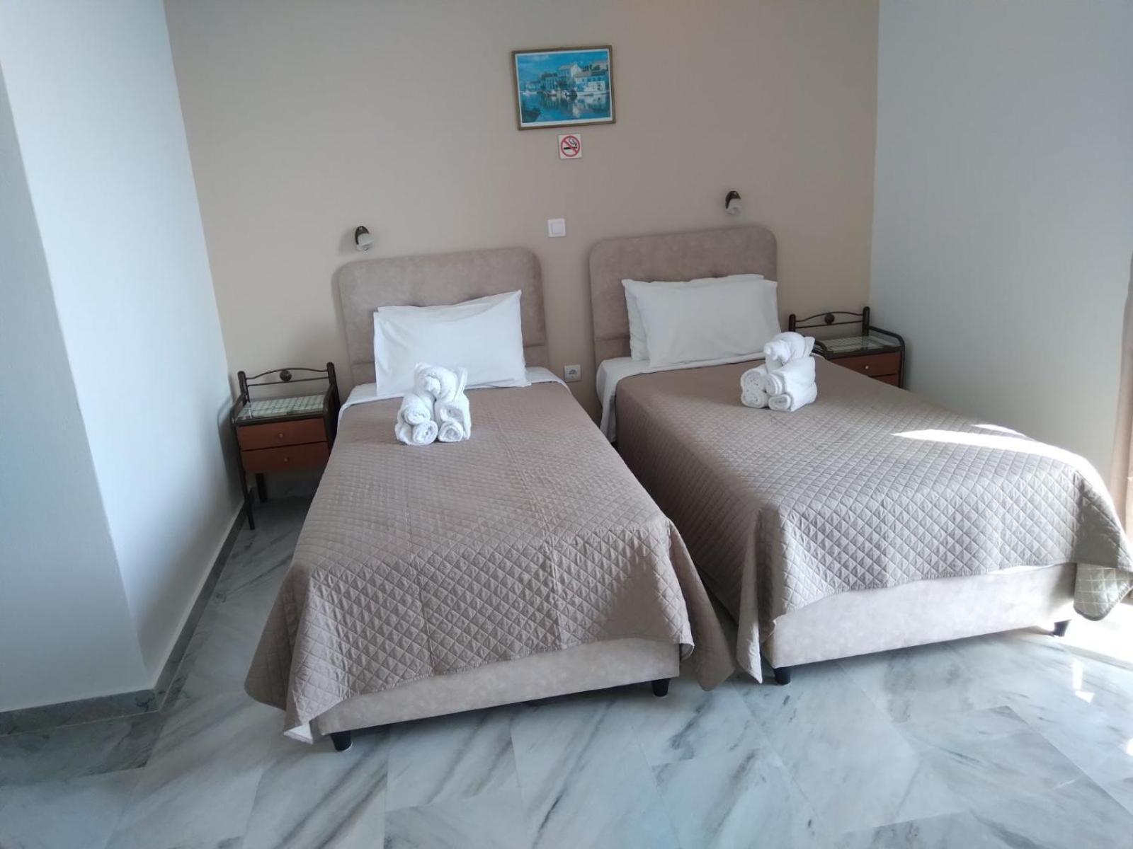 Makis Studios & Apartments Poros  Eksteriør bilde