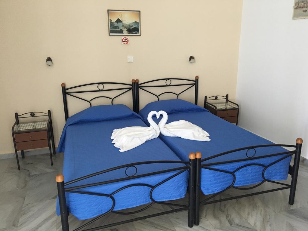 Makis Studios & Apartments Poros  Eksteriør bilde