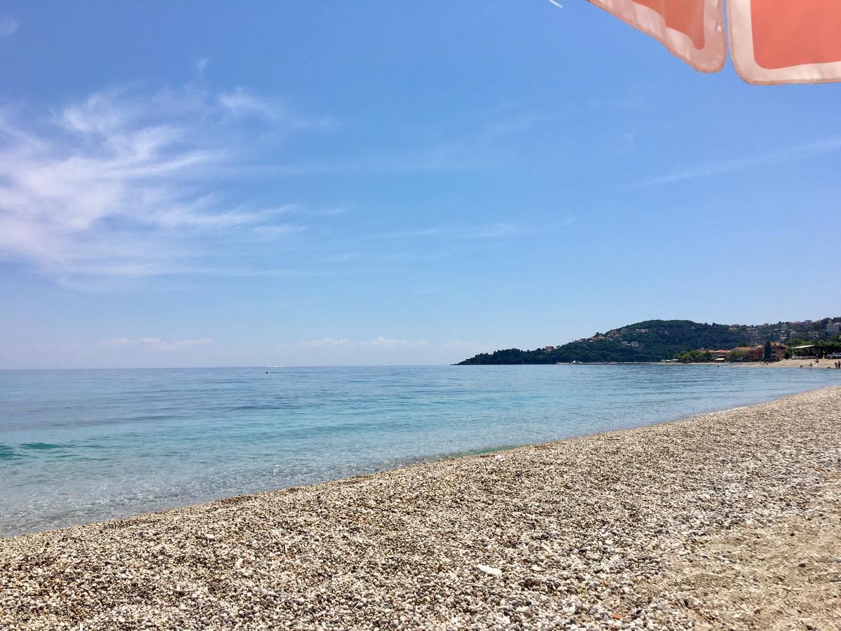 Makis Studios & Apartments Poros  Eksteriør bilde